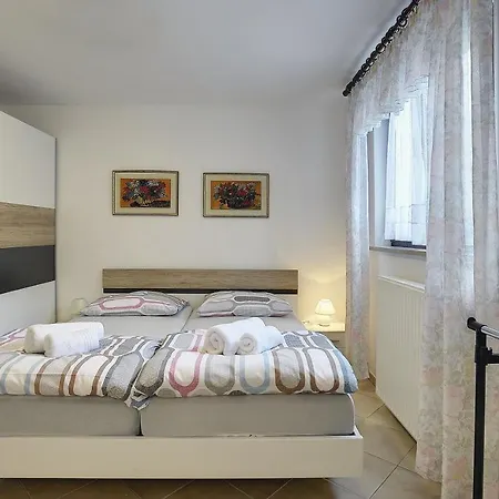 Mima Villa